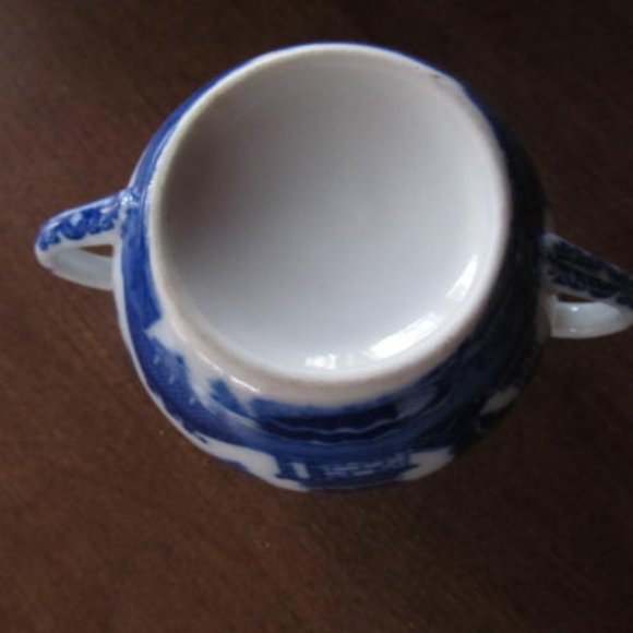 Blue Willow Sugar Bowl open Lid and Double Handle Willow ware Flow blue sugar - Picture 5 of 5